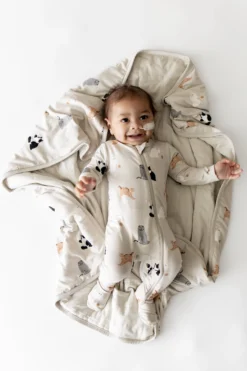Baby Blanket in Fluffy Cat