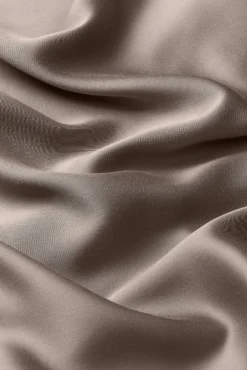 Bamboo Sateen Pillowcase Set in Truffle