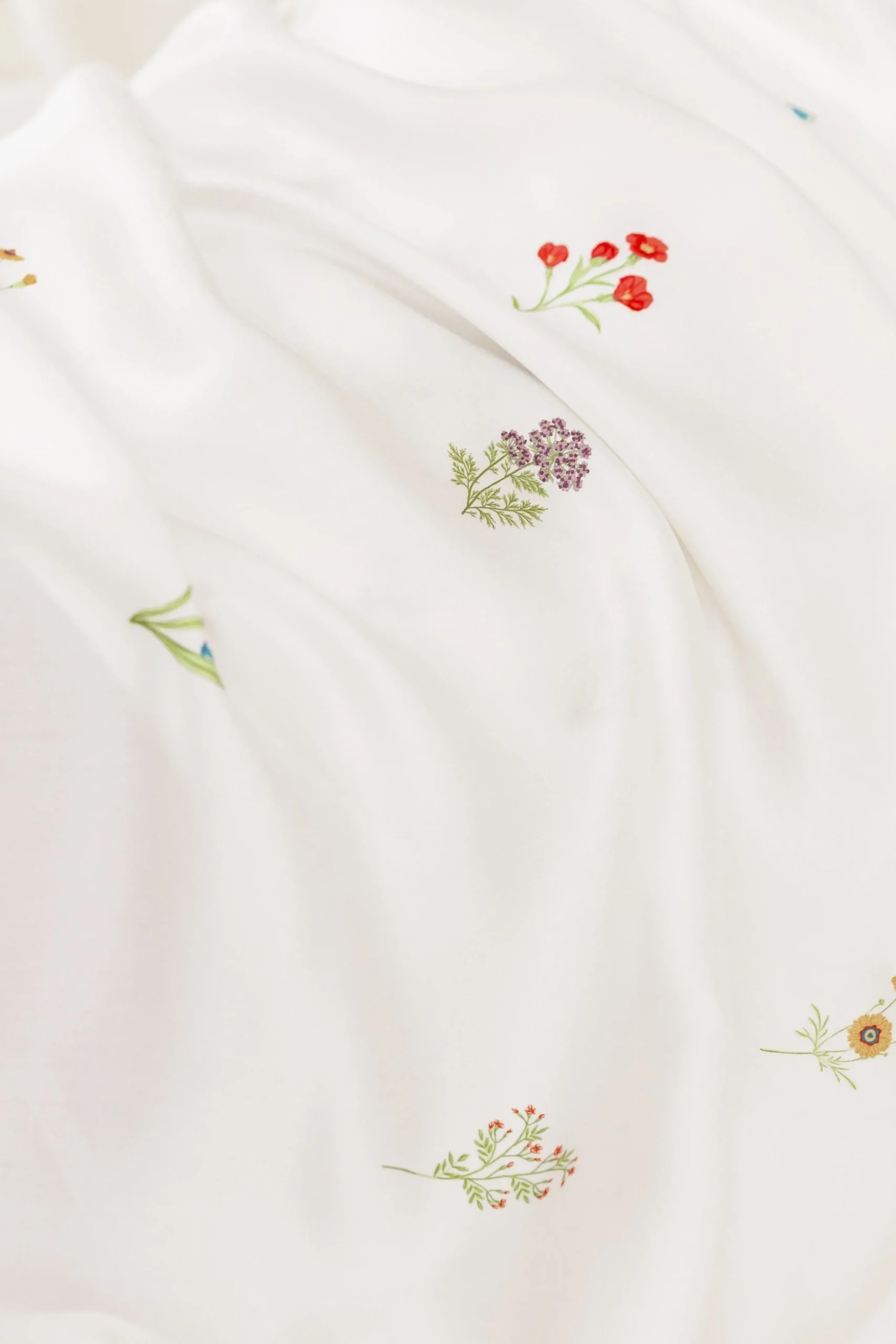 Bamboo Sateen Sheet Set in Wildflower