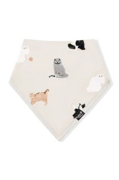 Bib in Fluffy Cat