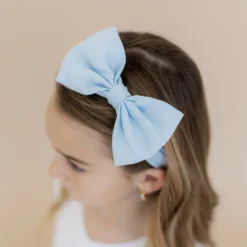 Bow Headband in Breeze