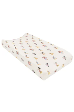 Change Pad Cover in Mickey Mouse and Friends