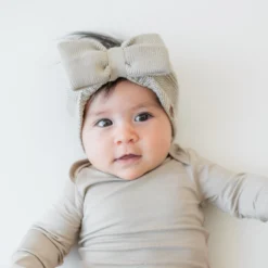 Chunky Knit Bow Headband in Almond
