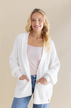 Chunky Knit Women's Oversized Cardigan in Cloud