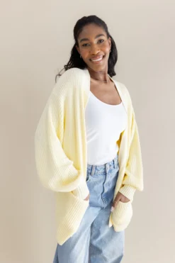 Chunky Knit Women's Oversized Cardigan in Chamomile