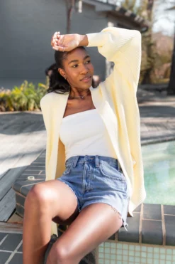 Chunky Knit Women's Oversized Cardigan in Chamomile