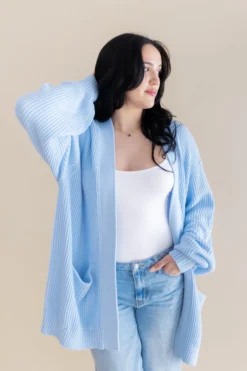 Chunky Knit Women's Oversized Cardigan in Breeze