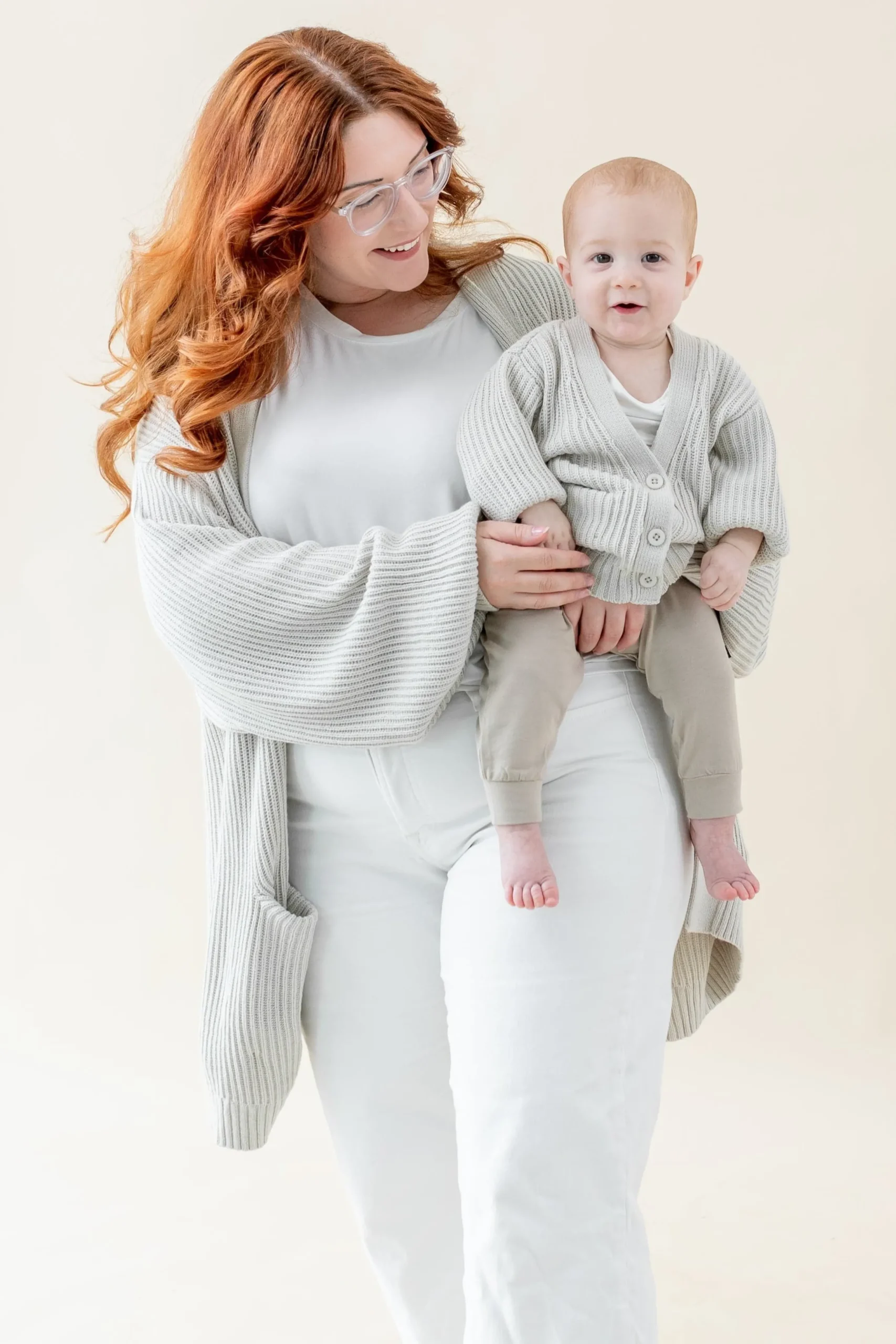 Chunky Knit Women's Oversized Cardigan in Oat