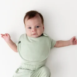 Cushy Bib in Basil