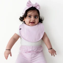 Cushy Bib in Thistle