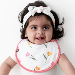 Cushy Bib in Tulip