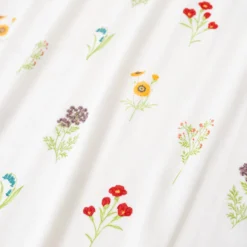 Cushy Bib in Wildflower
