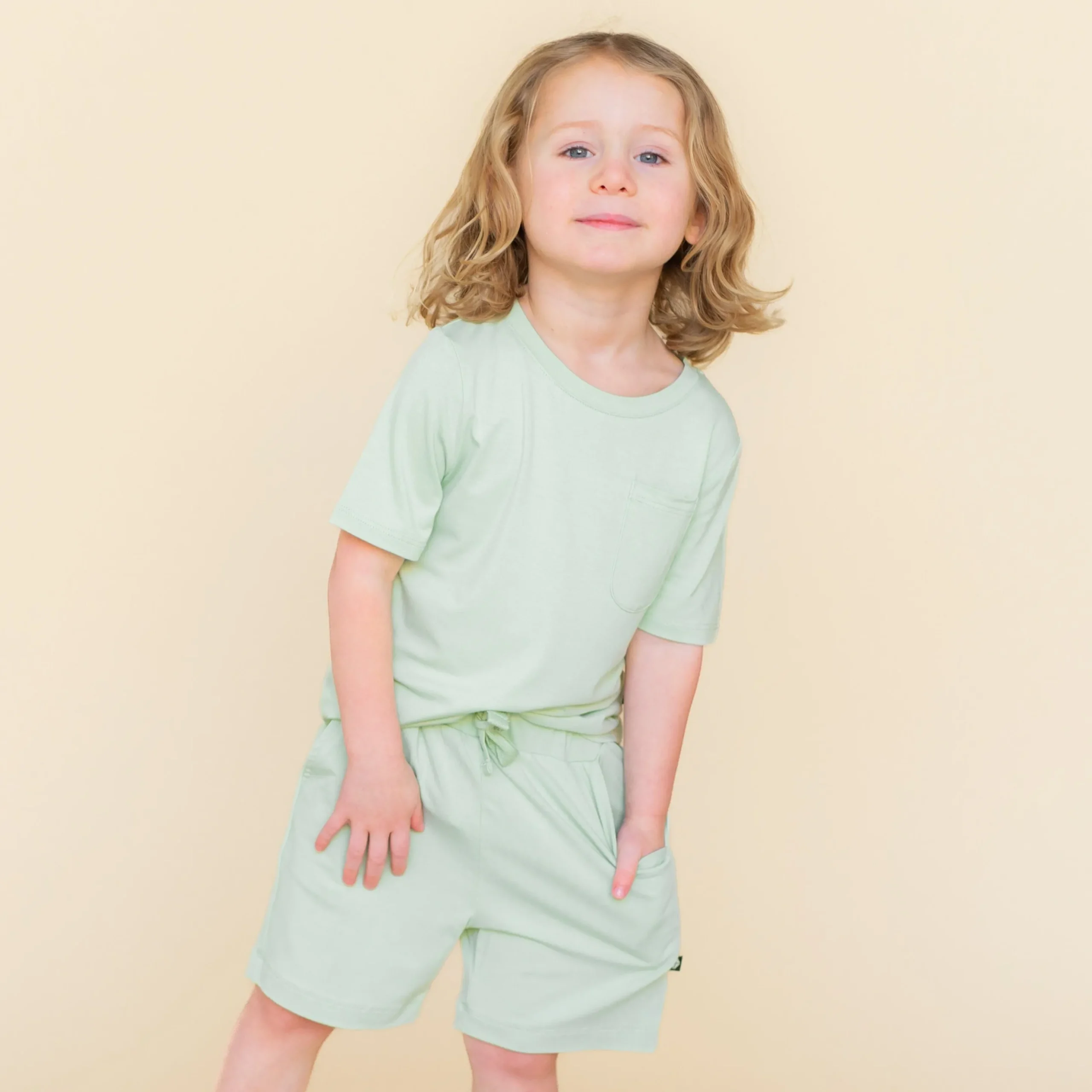 Drawstring Short in Basil
