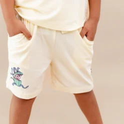 Drawstring Short in Winnie the Pooh on Chamomile