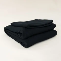 Fitted Sheet with Pillowcases in Midnight