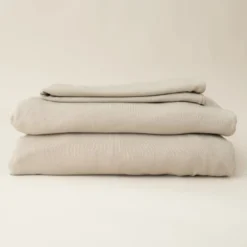 Fitted Sheet with Pillowcases in Almond