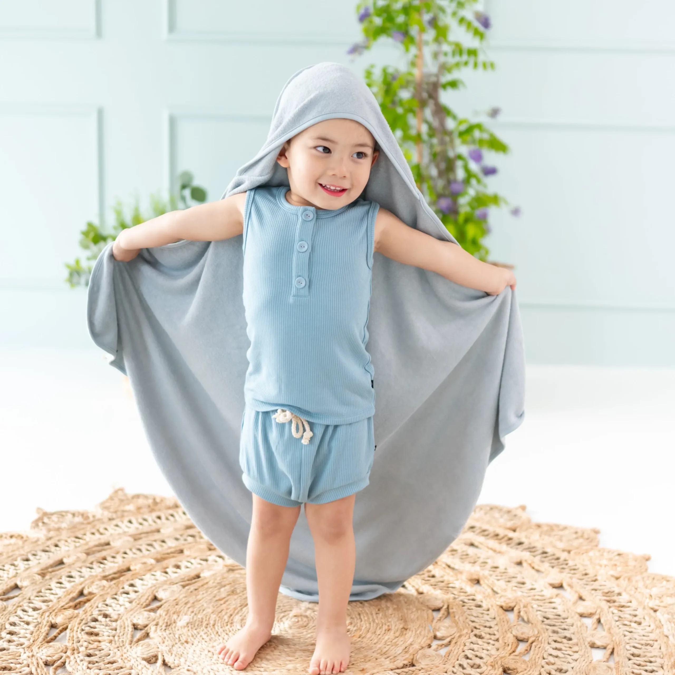 Hooded Bath Towel in Fog