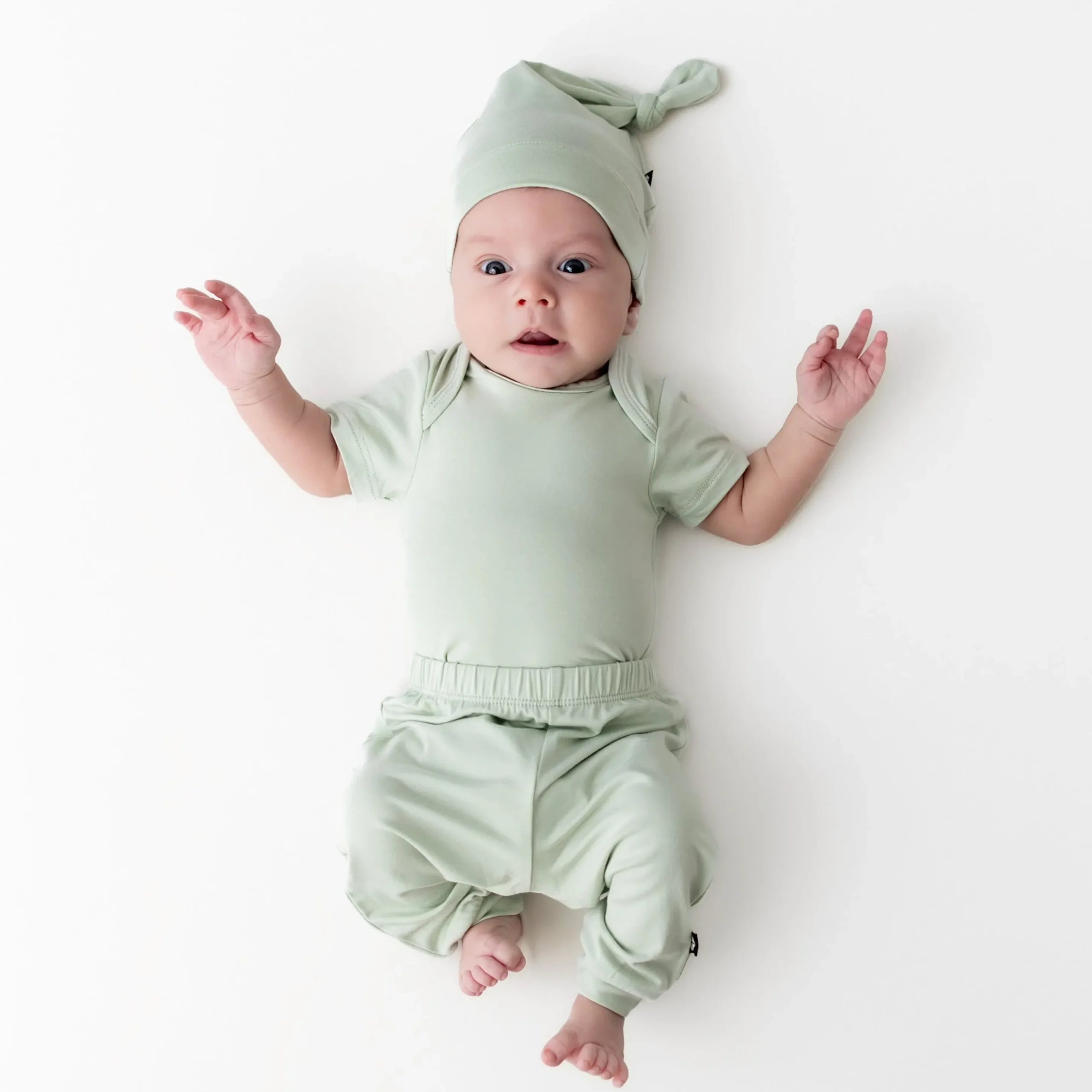 Knotted Cap in Basil