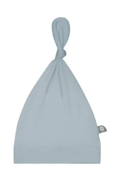 Knotted Cap in Fog