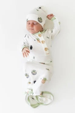 Knotted Gown with Hat Set in Grogu™