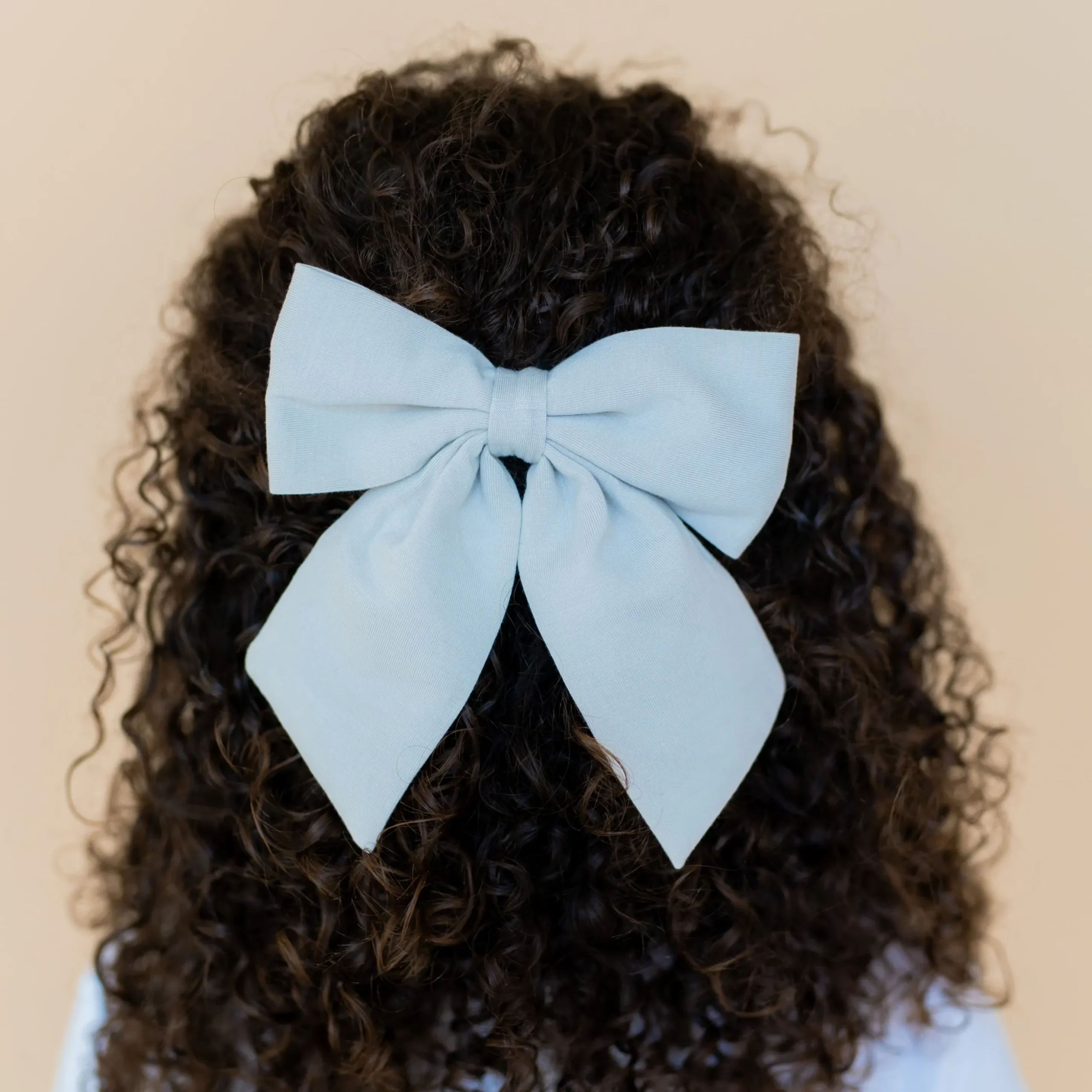 Large Alligator Clip Bow in Breeze