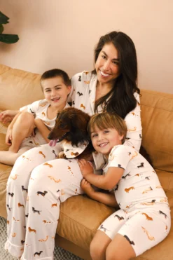 Long-Sleeved Women's Pajama Set in Dachshund