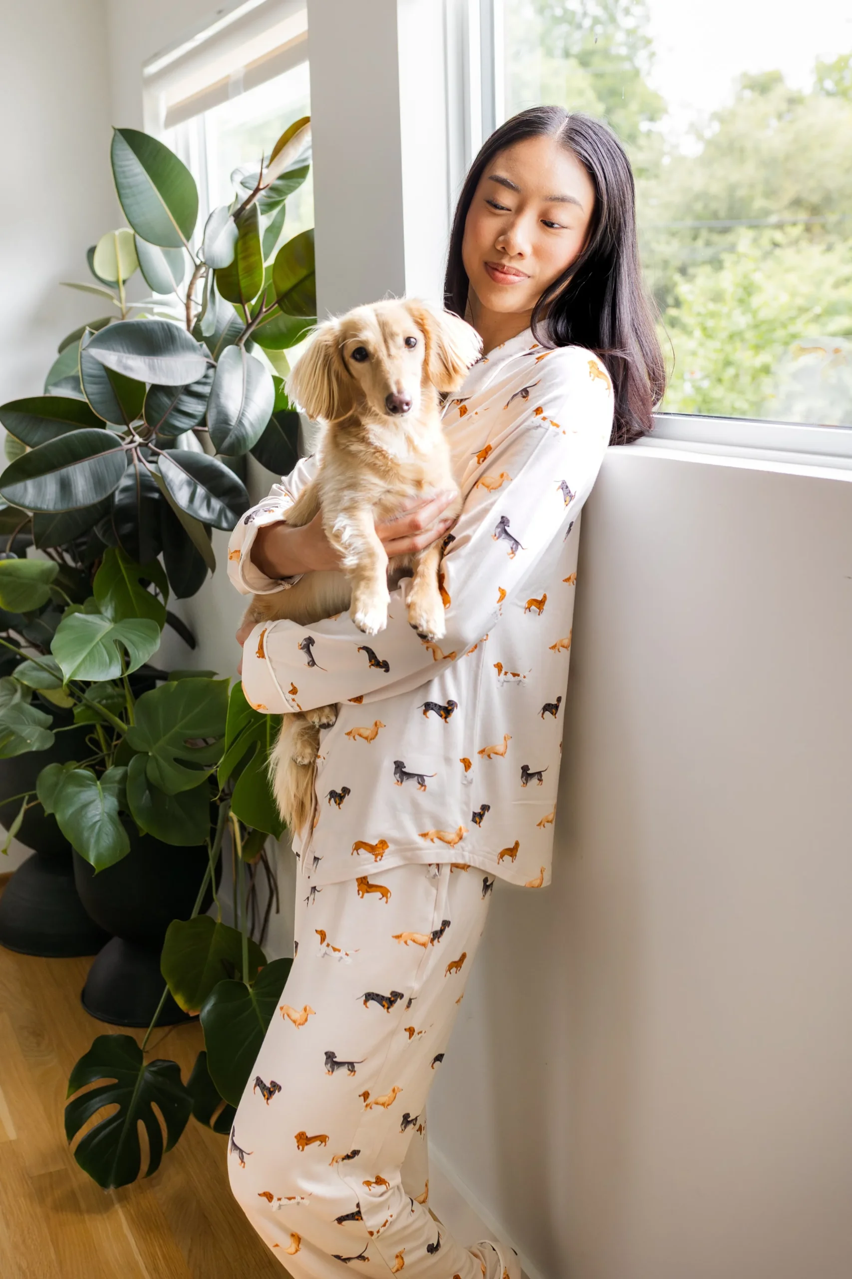 Long-Sleeved Women's Pajama Set in Dachshund