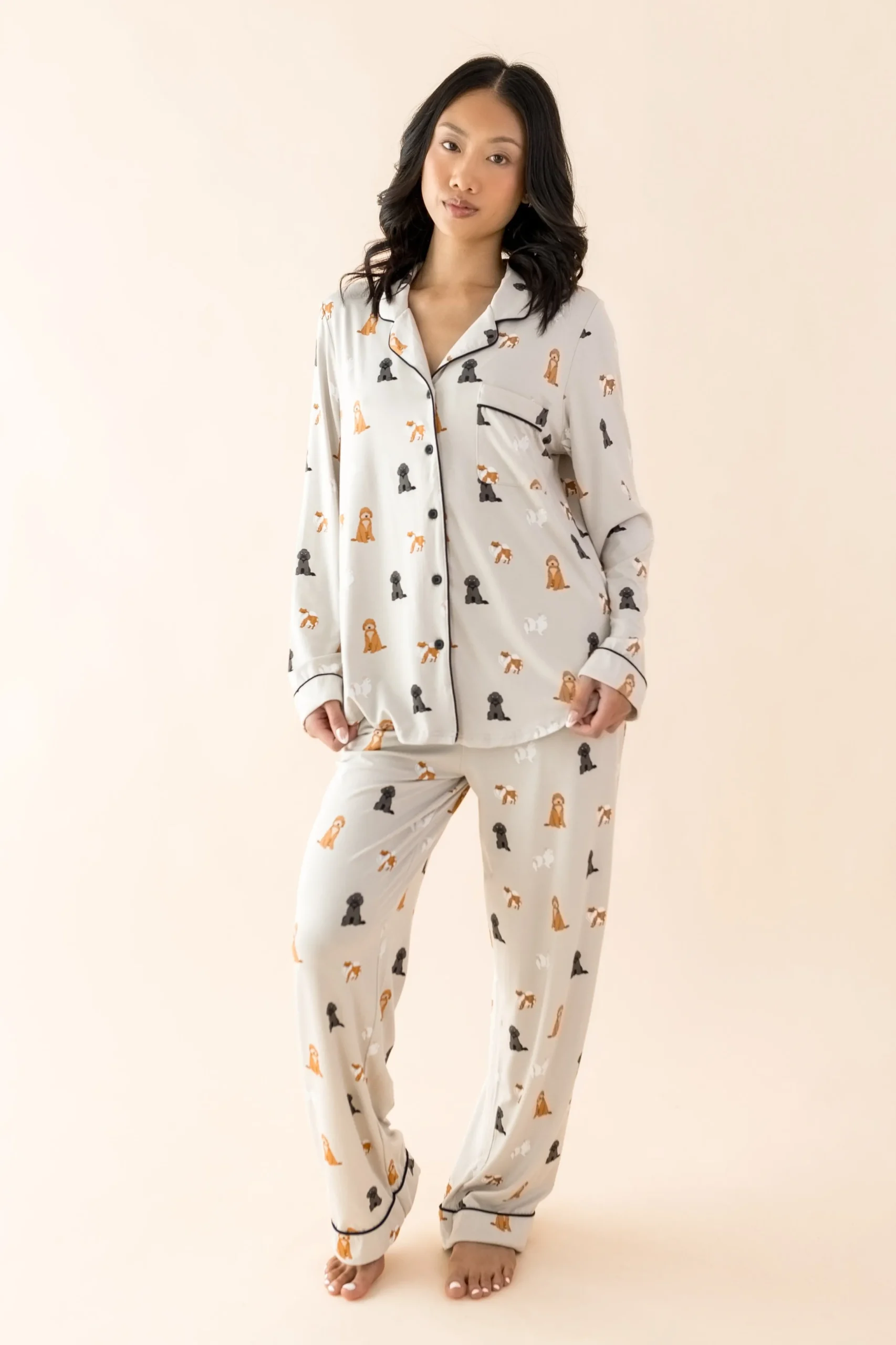 Long-Sleeved Women's Pajama Set in Fluffy Dog