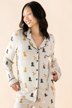Long-Sleeved Women's Pajama Set in Fluffy Dog