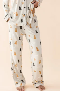 Long-Sleeved Women's Pajama Set in Fluffy Dog