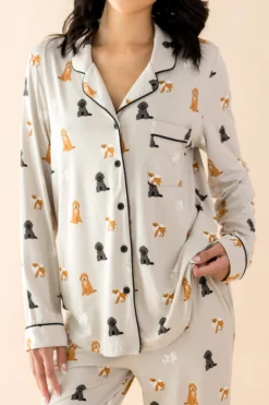 Long-Sleeved Women's Pajama Set in Fluffy Dog