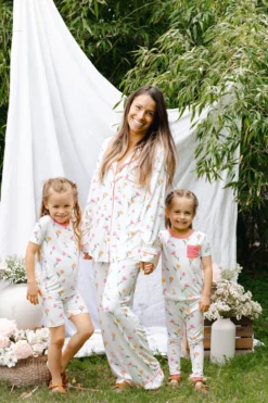 Long-Sleeved Women's Pajama Set in Tulip