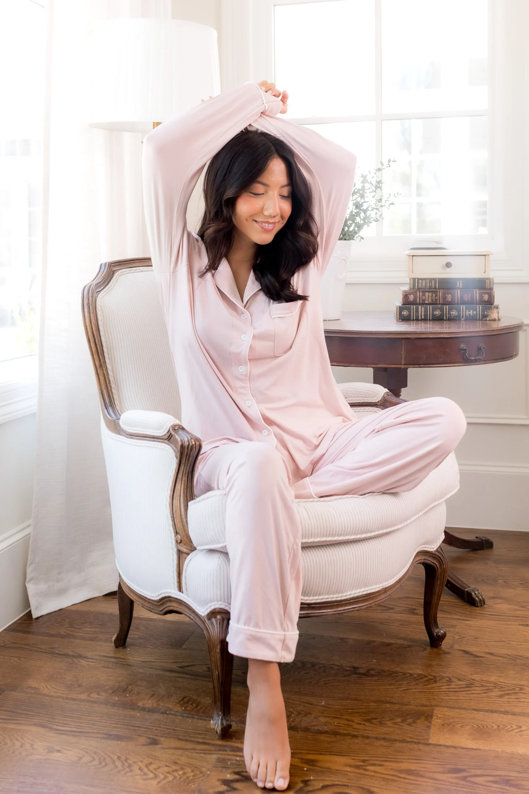 Long-Sleeved Women's Pajama Set in Blush with Cloud Trim