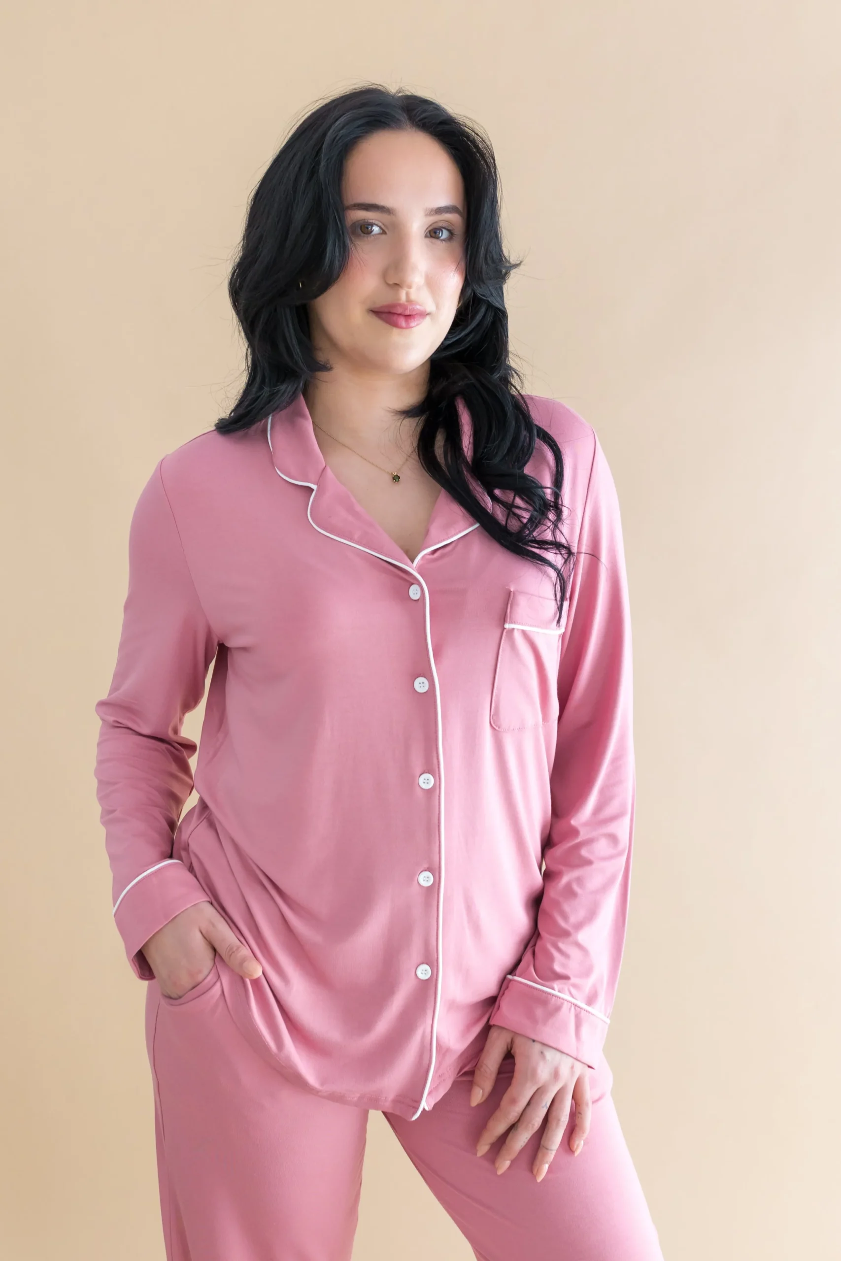 Long-Sleeved Women's Pajama Set in Apple Blossom with Cloud Trim