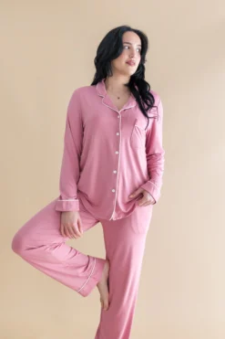 Long-Sleeved Women's Pajama Set in Apple Blossom with Cloud Trim