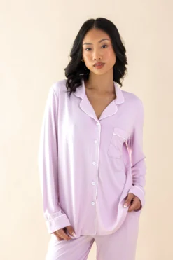 Long-Sleeved Women's Pajama Set in Thistle