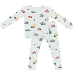Long Sleeve Pajamas in City Vehicles