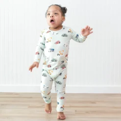 Long Sleeve Pajamas in City Vehicles