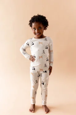 Long Sleeve Pajamas in Fluffy Cat