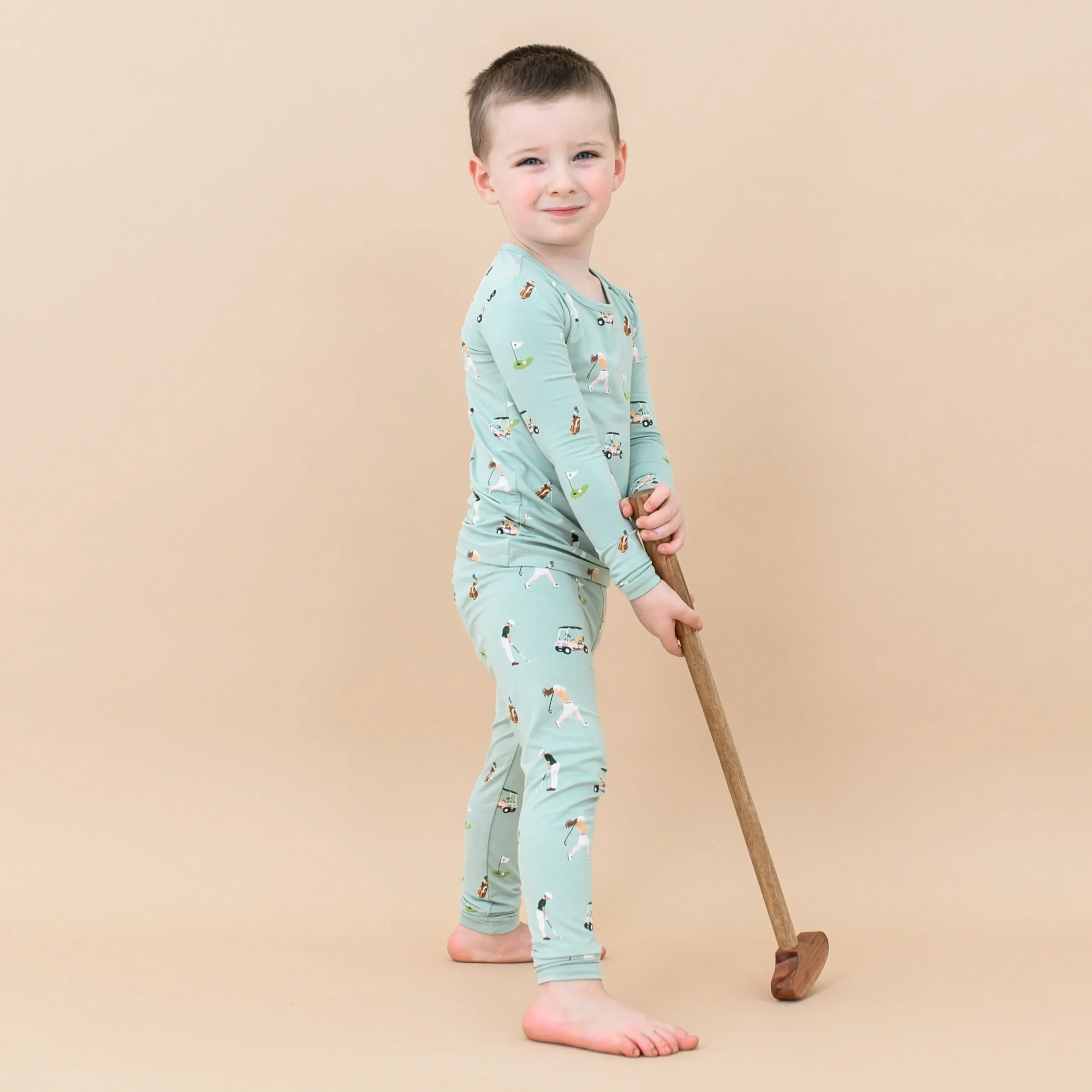 Long Sleeve Pajamas in Golf