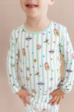 Long Sleeve Pajamas in Honeydukes