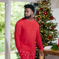 Men's Long Sleeve Henley Top in Cardinal