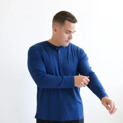 Men's Long Sleeve Henley Top in Tahoe