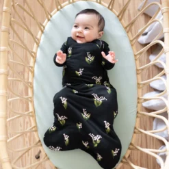 Oval Bassinet Sheet in Sage