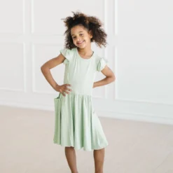 Pocket Dress in Basil