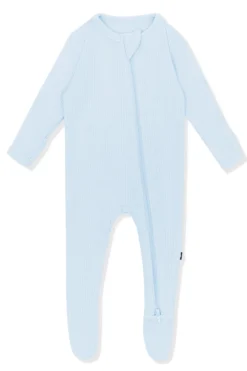 Ribbed Zipper Footie in Breeze