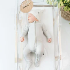 Ribbed Zipper Footie in Oat