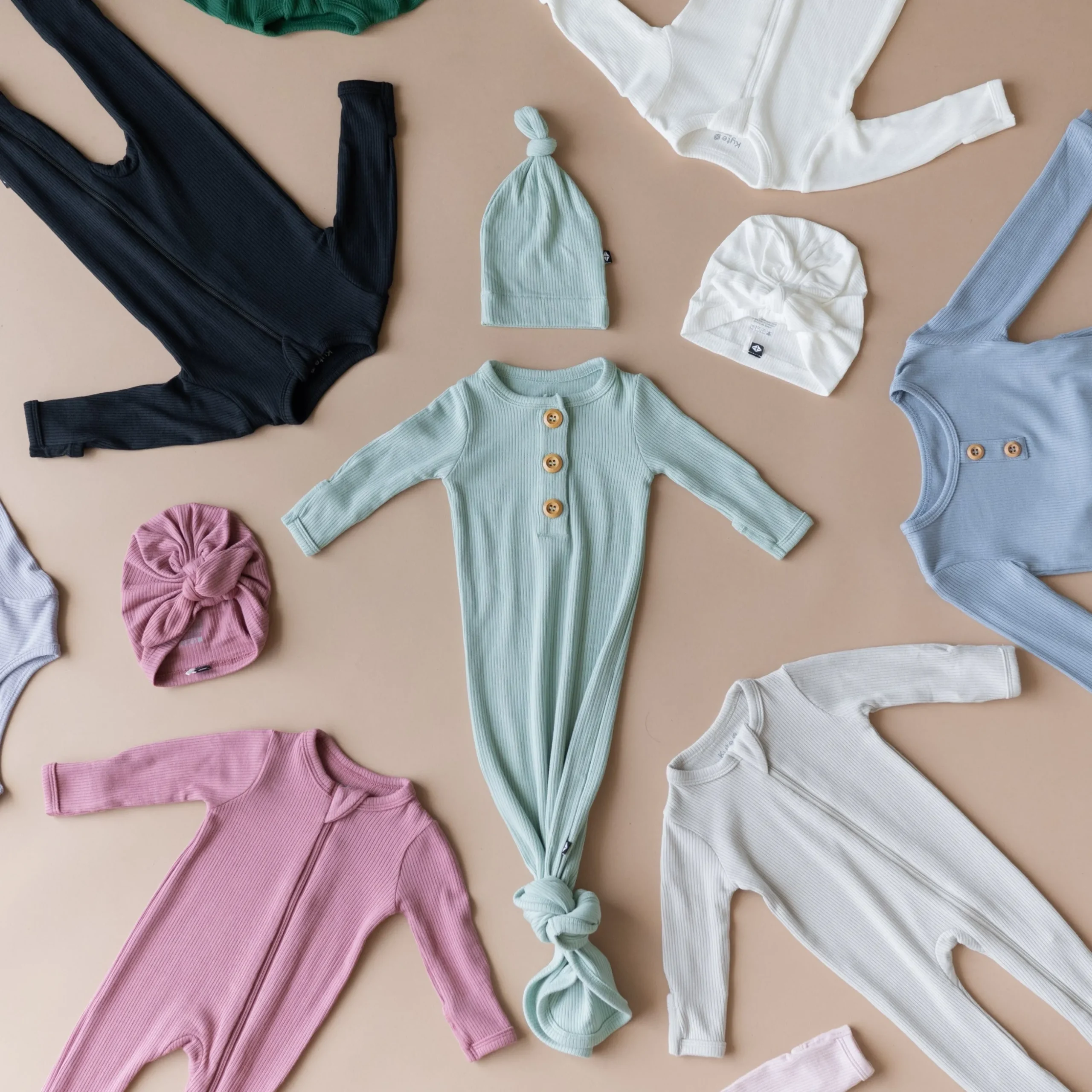 Ribbed Zipper Romper in Oat