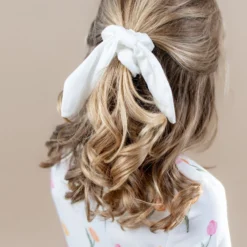 Scrunchie in Cloud