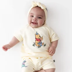 Short Sleeve Jogger Set in Winnie the Pooh on Chamomile